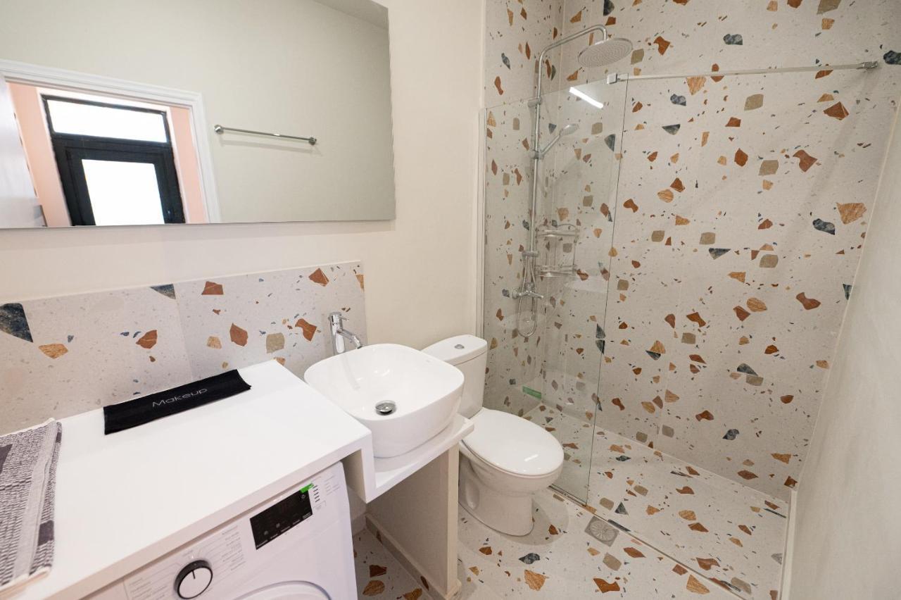 Sunny Yard Apartments Порос Экстерьер фото