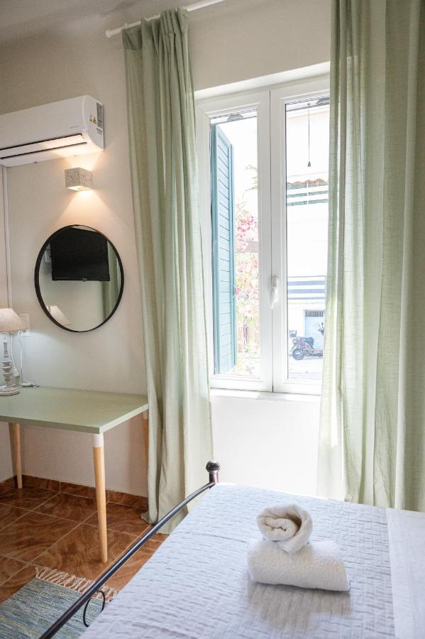 Sunny Yard Apartments Порос Экстерьер фото
